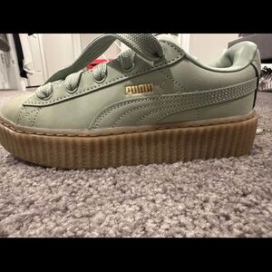 Brand new with out tags !! Fenty x puma Sneaker in Sage Green